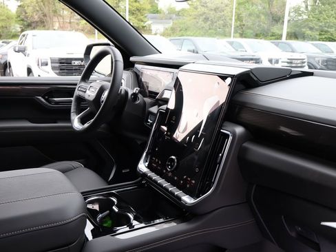 New 2026 GMC Yukon XL Elevation AWD/4WD image 45