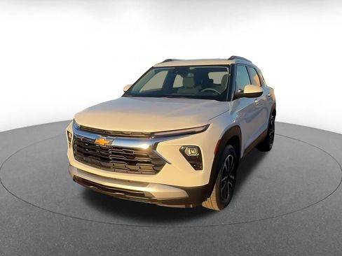 Used 2025 Chevrolet TrailBlazer LT image 7