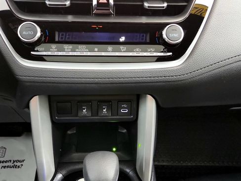 Used 2025 Toyota Corolla Cross AWD Hybrid w/ Convenience Package image 31