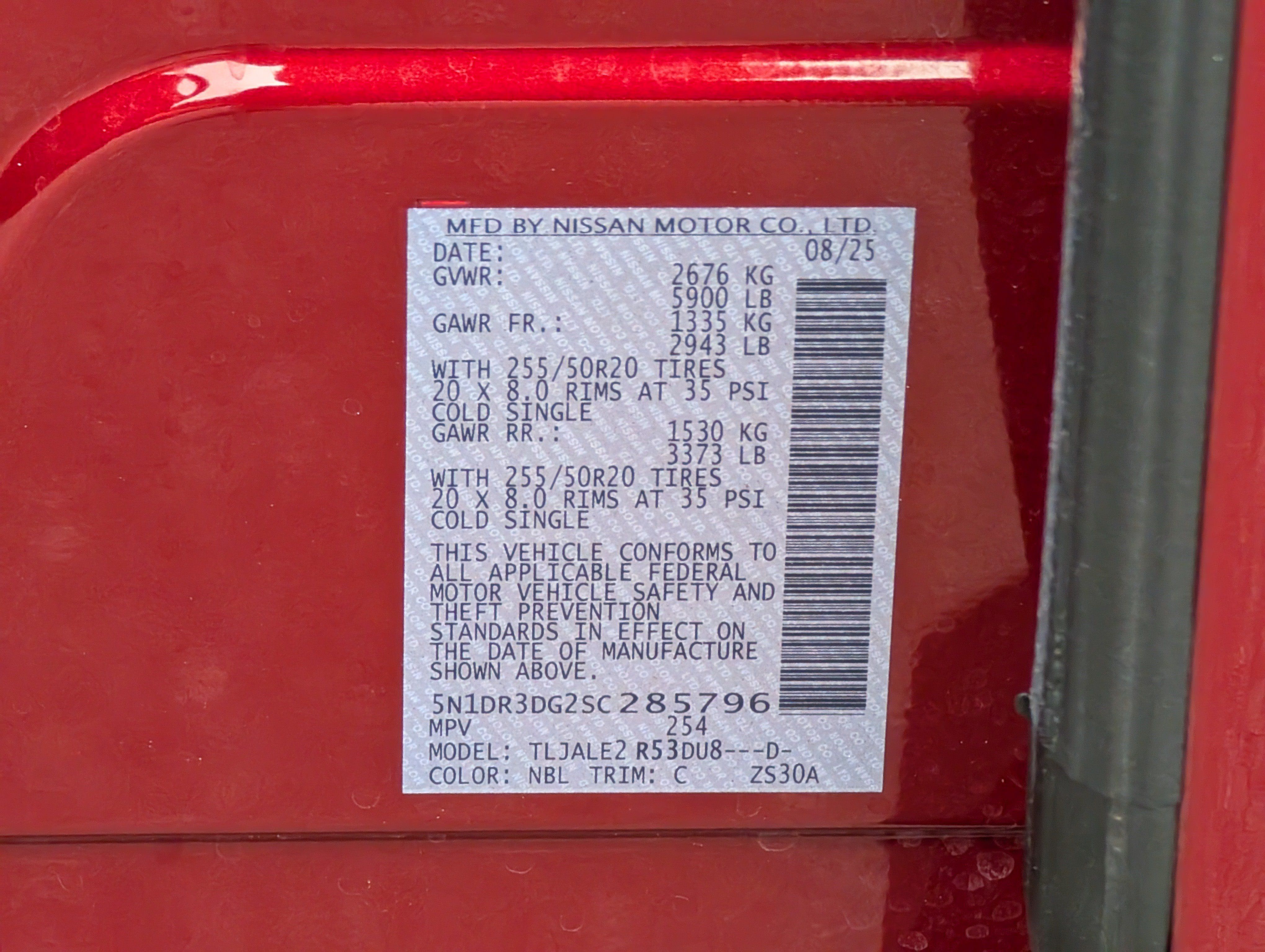 Used 2025 Nissan Pathfinder Platinum w/ Cargo Package FWD image 40