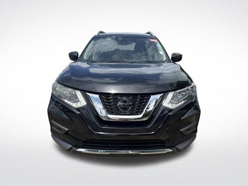 Used 2020 Nissan Rogue SV FWD image 2