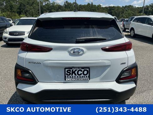 Used 2021 Hyundai Kona SE AWD/4WD image 4