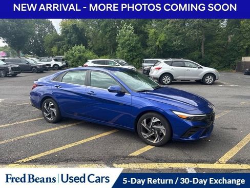 Certified 2024 Hyundai Elantra SEL w/ Convenience Package FWD image 4