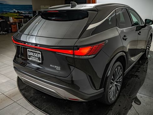 Certified 2023 Lexus RX 350 Premium Plus w/ Cold Area Package AWD/4WD image 17
