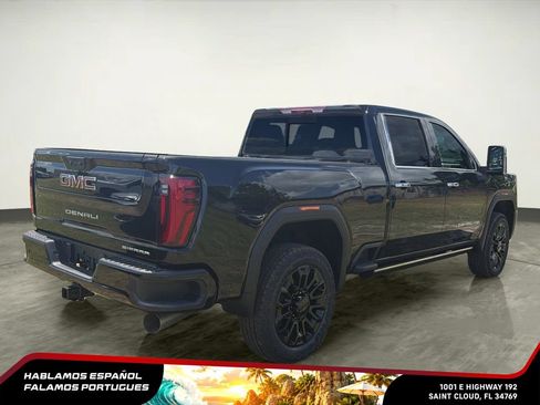 New 2026 GMC Sierra 2500 Denali w/ Denali Reserve Package AWD/4WD image 6