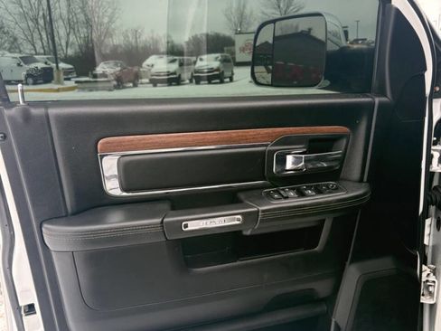 Used 2018 RAM 3500 Laramie image 46