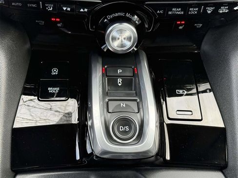 Used 2022 Acura MDX FWD image 22