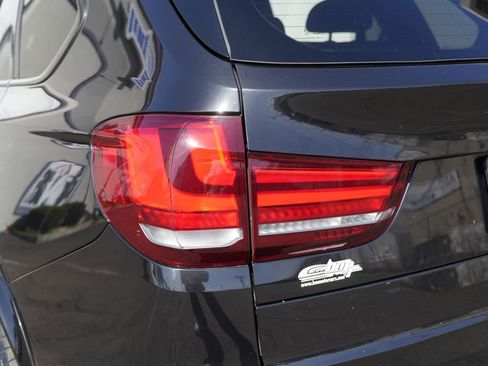 Used 2016 BMW X5 M image 27