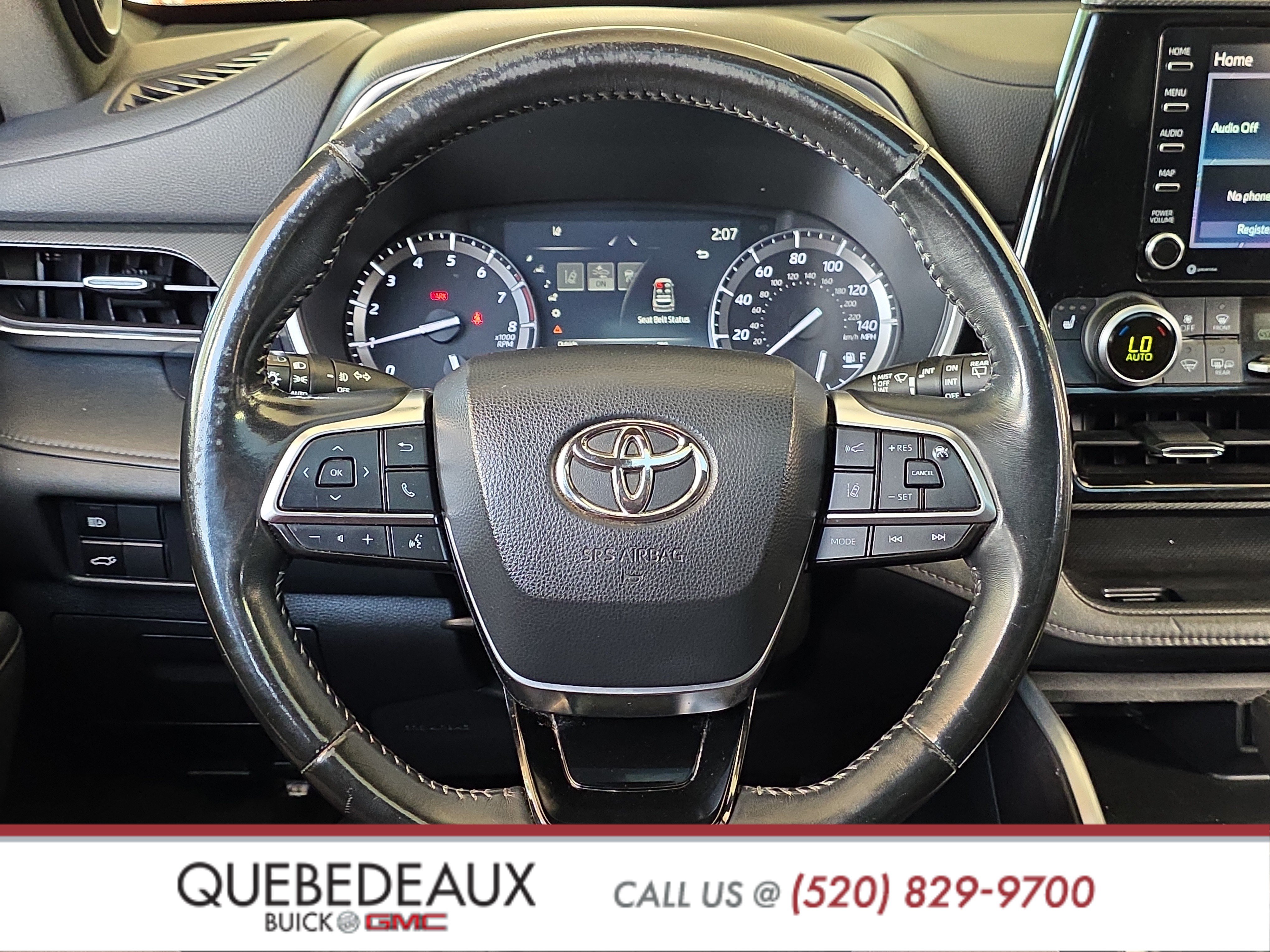 Used 2021 Toyota Highlander XSE FWD image 13