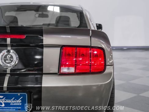 Used 2005 Ford Mustang GT image 26