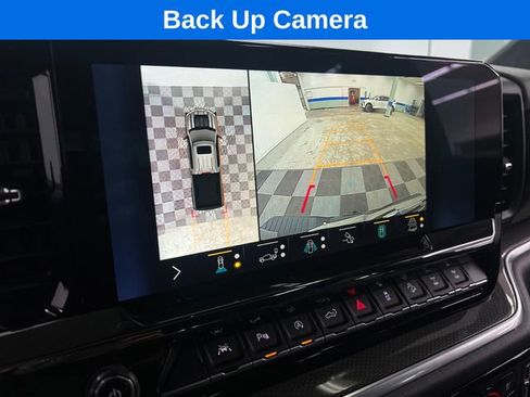 Used 2022 Chevrolet Silverado 1500 ZR2 w/ Technology Package image 26