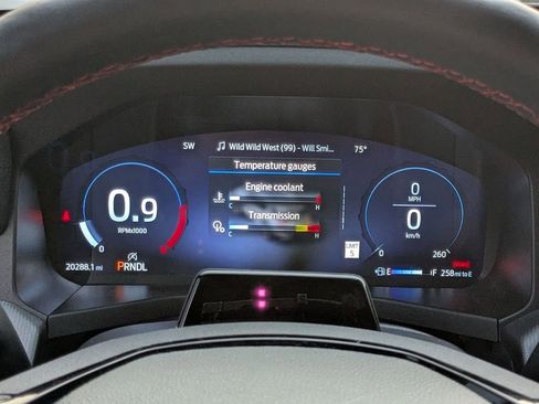 Used 2025 Ford Explorer ST-Line w/ ST-Line Street Pack image 18