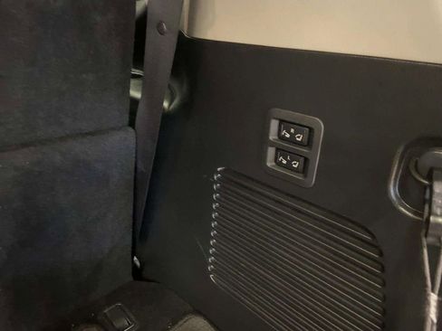 Used 2018 INFINITI QX80 4WD w/ Deluxe Technology Package image 29