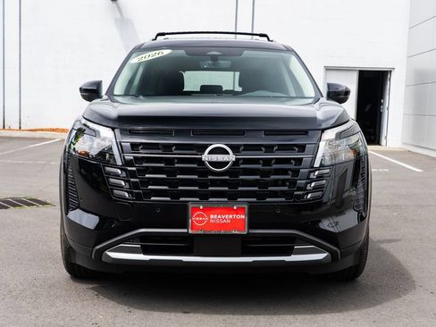 New 2026 Nissan Pathfinder SL AWD/4WD image 2