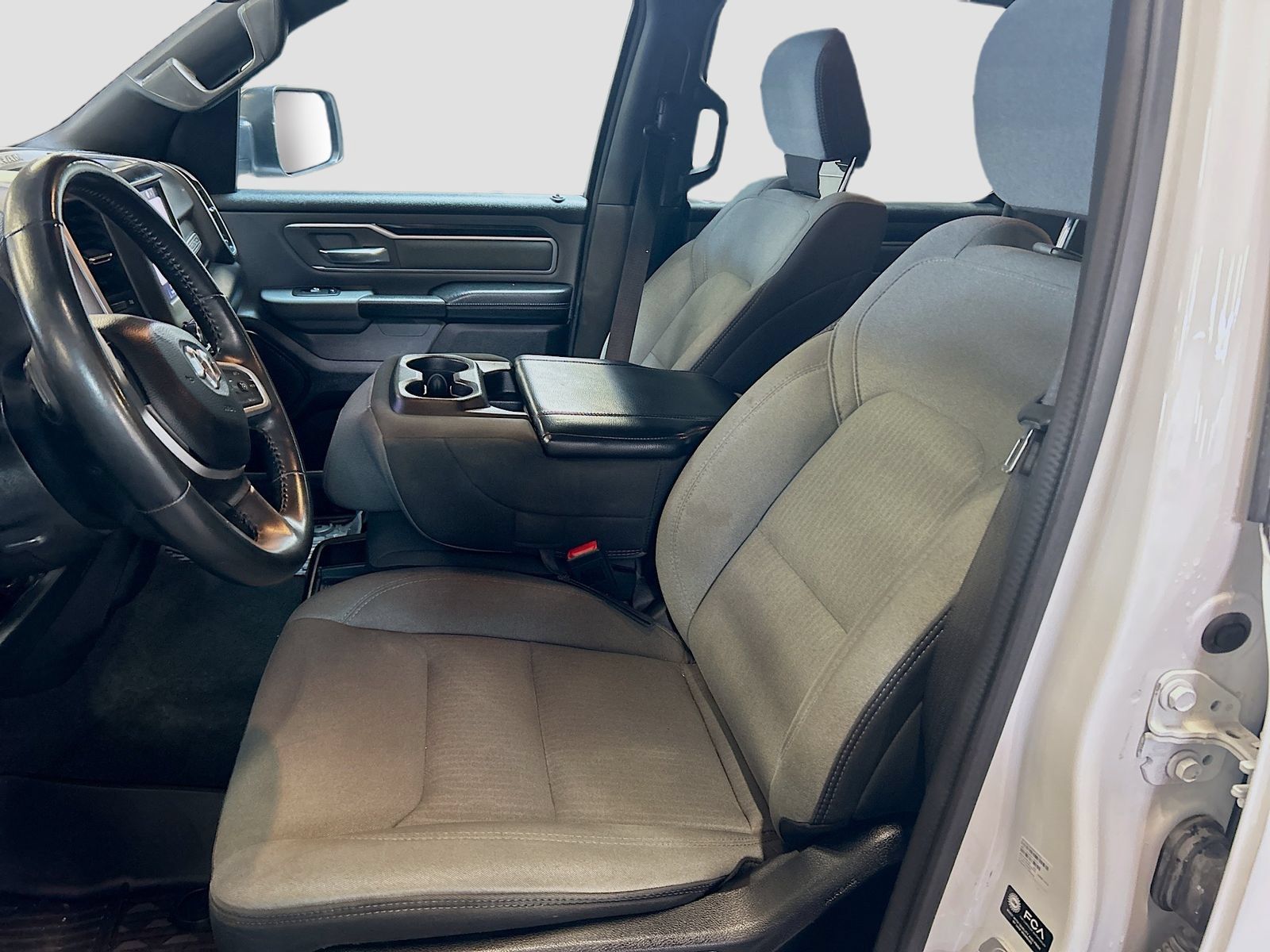 Used 2022 RAM 1500 Big Horn AWD/4WD image 19