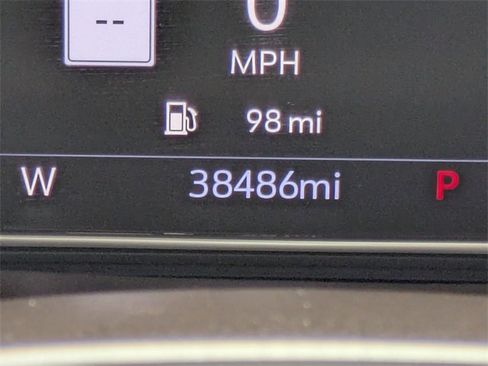 Used 2022 GMC Sierra 1500 Denali w/ Denali Premium Package image 31