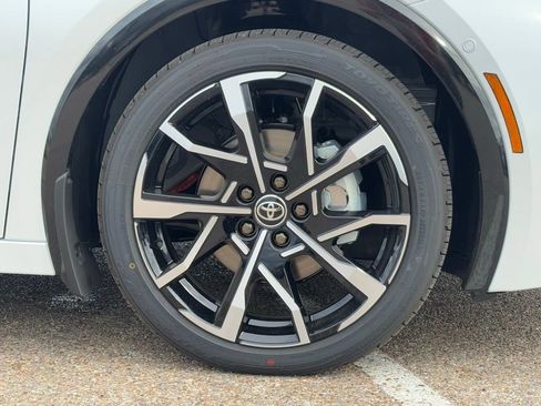 New 2026 Toyota Prius Plug-In Hybrid image 7