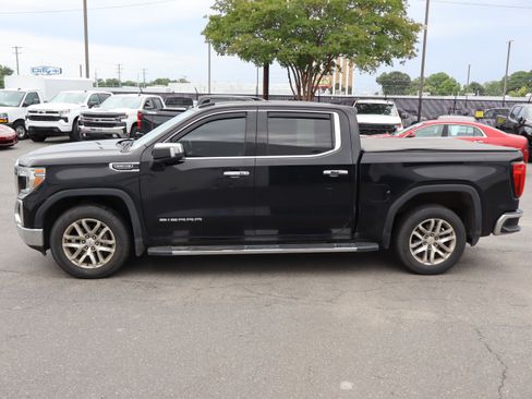 Used 2020 GMC Sierra 1500 SLT w/ SLT Premium Plus Package RWD image 18