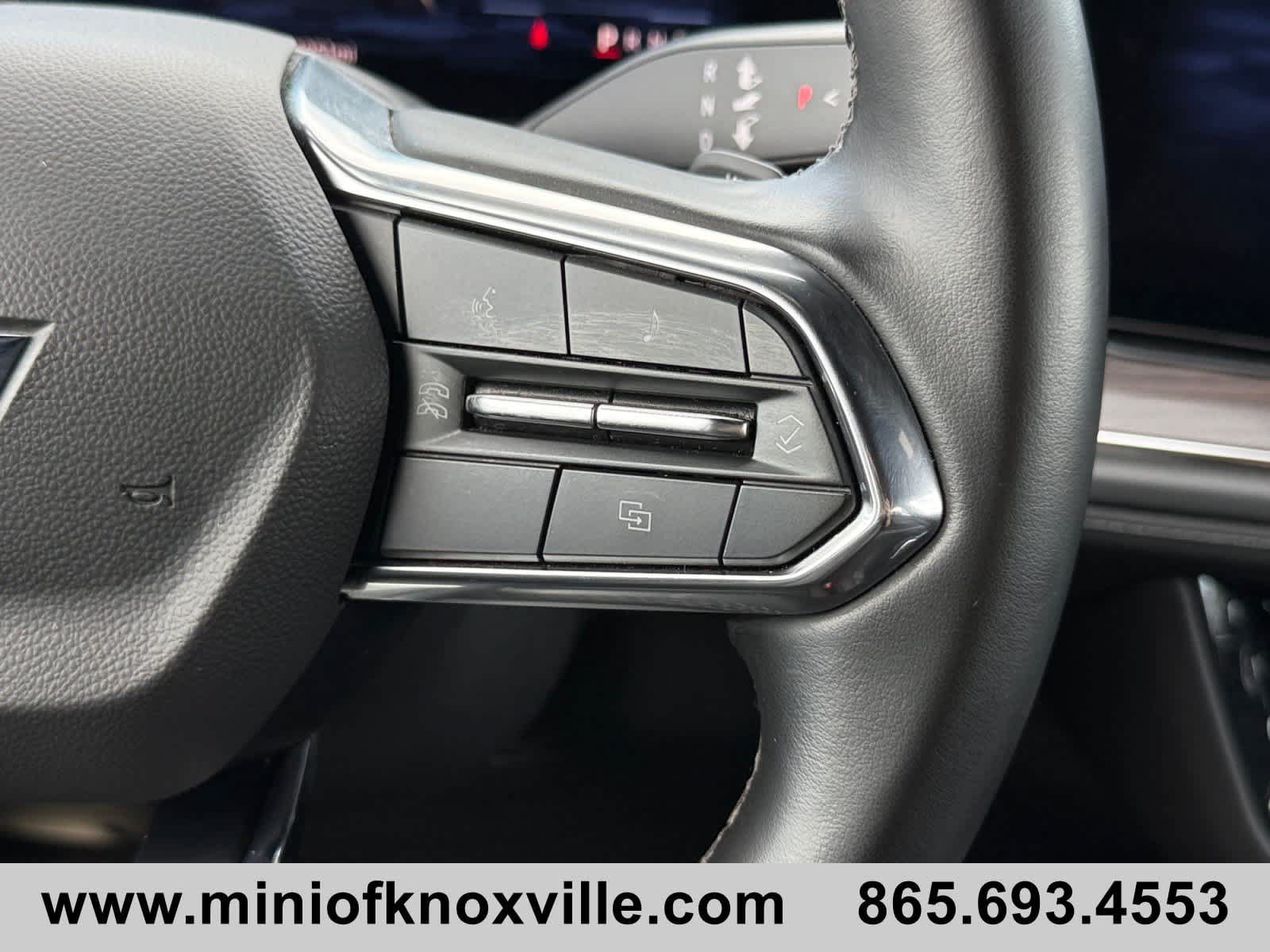 Used 2025 Chevrolet Tahoe LT RWD image 23