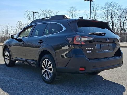 Used 2024 Subaru Outback Premium w/ Popular Package #1A image 7