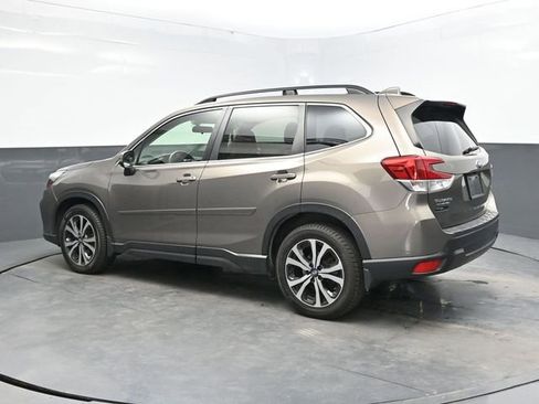 Used 2019 Subaru Forester Limited image 4