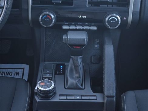 Used 2024 Toyota Tacoma TRD Off-Road image 19