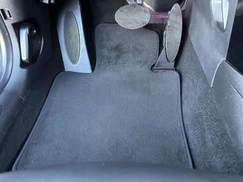 Used 2019 MINI Cooper 2-Door Hardtop image 35