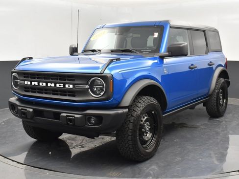 Used 2023 Ford Bronco Black Diamond AWD/4WD image 12