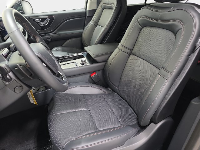 New 2027 Lincoln Aviator Reserve AWD/4WD image 11