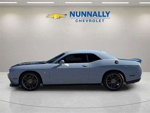 Used 2022 Dodge Challenger R/T Scat Pack w/ Dynamics Package image 2