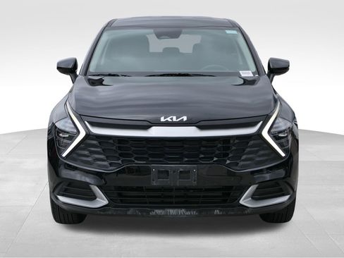 Used 2025 Kia Sportage LX FWD image 8
