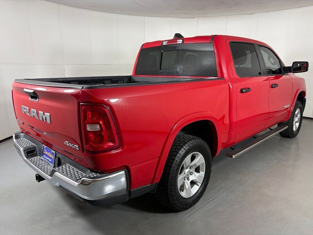 Used 2025 RAM 1500 Big Horn AWD/4WD image 8