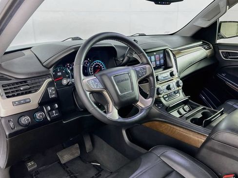 Used 2019 GMC Yukon Denali w/ Open Road Package AWD/4WD image 39