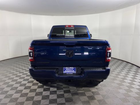 Used 2022 RAM 2500 Laramie AWD/4WD image 9