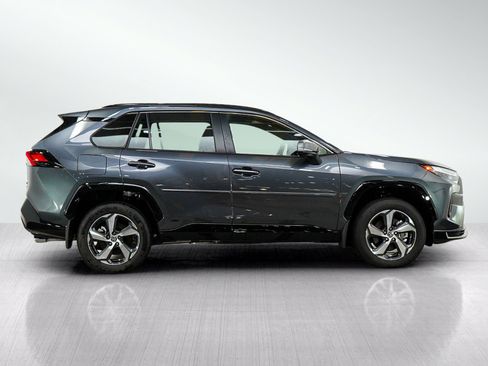 Used 2025 Toyota RAV4 SE w/ Weather & Moonroof Package AWD/4WD image 6