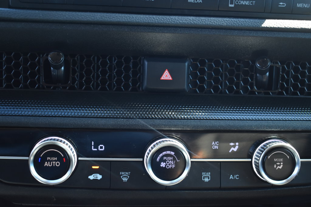 Used 2025 Honda CR-V LX image 31