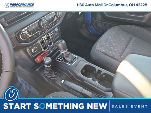 New 2025 Jeep Gladiator Mojave w/ Safety Group image 30