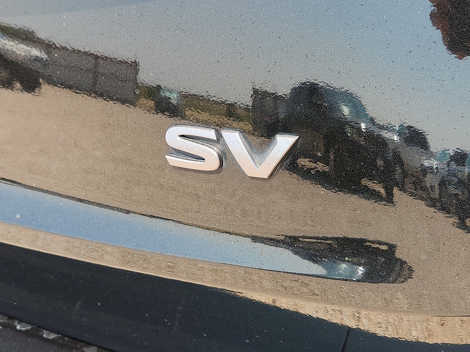 Used 2024 Nissan Rogue SV FWD image 8