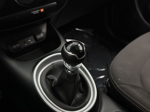 Used 2017 Kia Soul FWD image 13