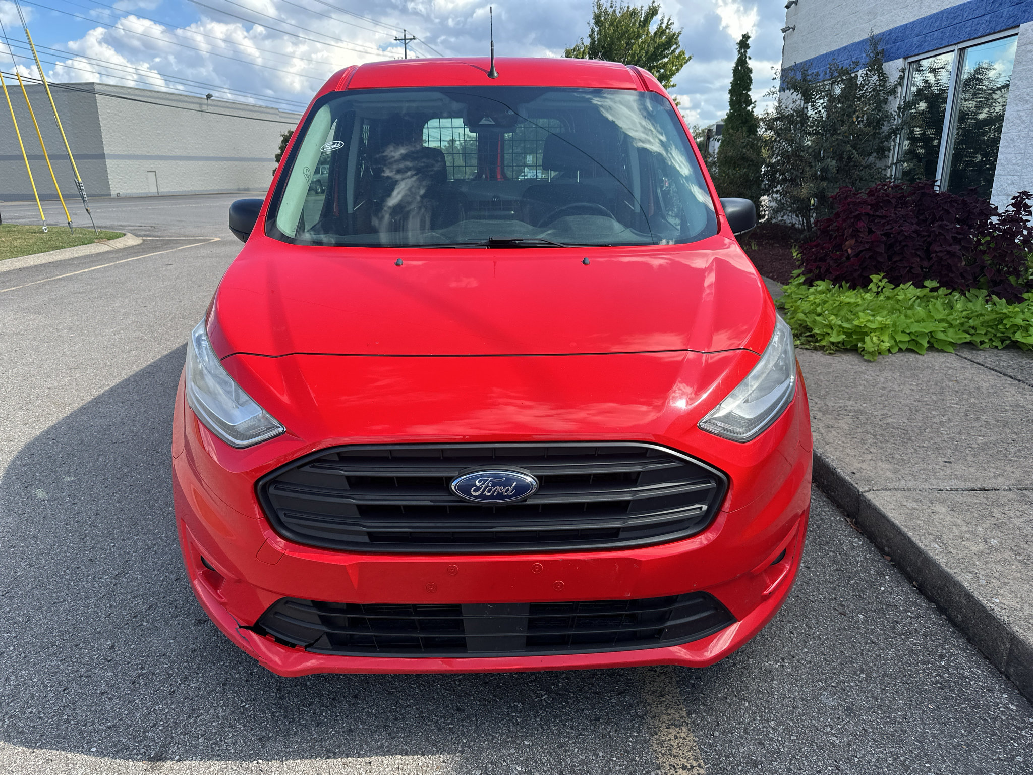 Used 2019 Ford Transit Connect XLT FWD image 9