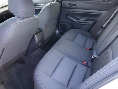 Used 2025 Nissan Altima 2.5 SV image 13