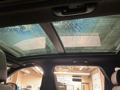 New 2026 Kia Sorento SX Prestige image 9