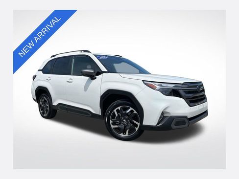 Used 2025 Subaru Forester Limited w/ Popular Package #1 AWD/4WD image 1