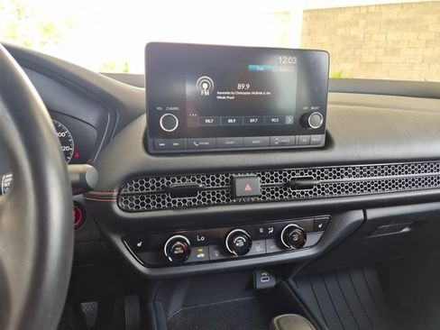 Used 2023 Honda HR-V Sport image 10