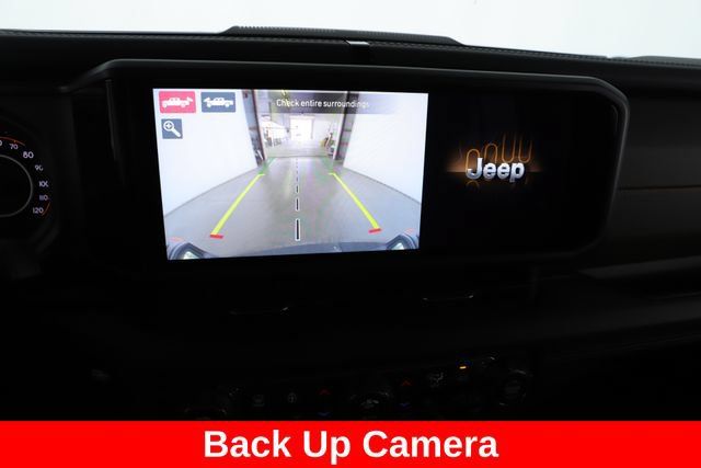 Used 2024 Jeep Gladiator Mojave AWD/4WD image 24