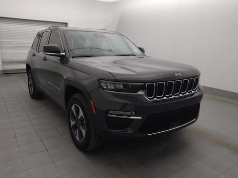 Used 2022 Jeep Grand Cherokee Limited 4xe image 13