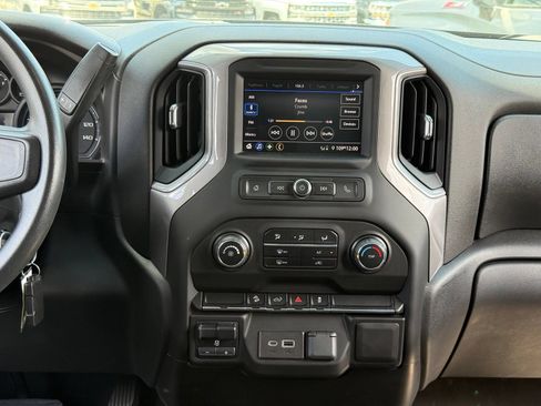 Used 2021 Chevrolet Silverado 1500 Custom Trail Boss w/ Midnight Edition AWD/4WD image 21
