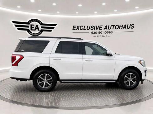 Used 2019 Ford Expedition XLT w/ Equipment Group 202A AWD/4WD image 3