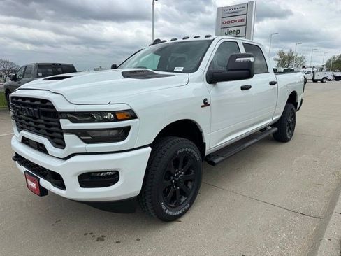 New 2026 RAM 2500 Tradesman AWD/4WD image 3