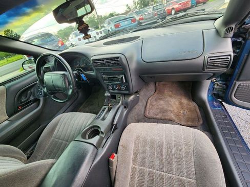 Used 1997 Chevrolet Camaro Z28 w/ Preferred Equipment Group 2 image 17